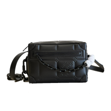 14위 LOUIS VUITTON 루이비통 다미에 미니 소프트 트렁크 M81611