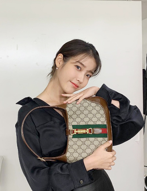 [가수 아이유] GUCCI 구찌 재키 1961 호보백 636706