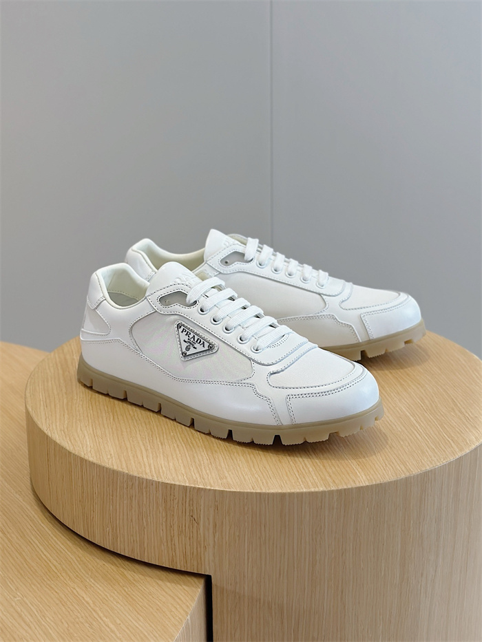 5위 PRADA 프라다 남성용 스니커즈 P78689-1 2024/신상