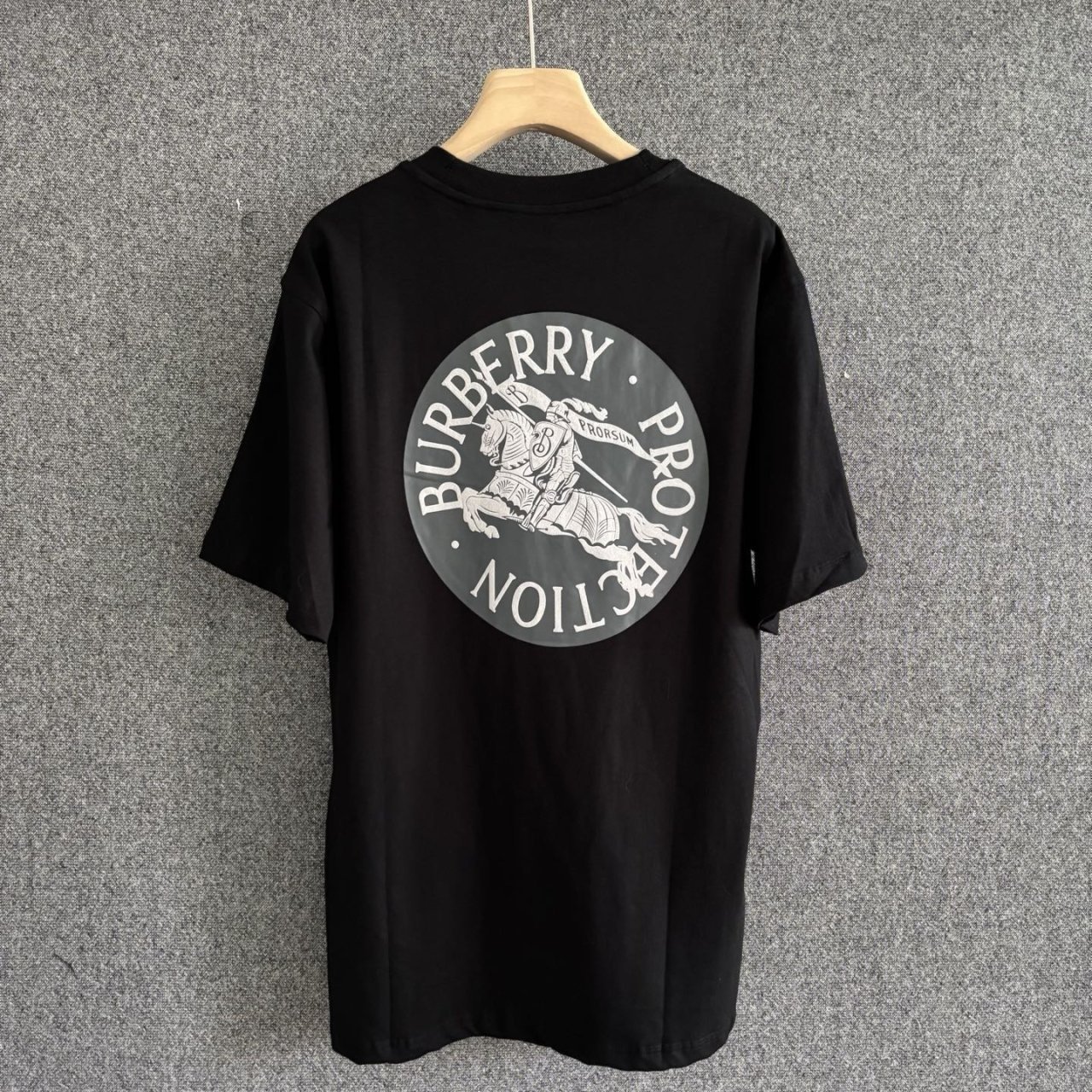 BURBERRY 버버리 기사 로고 티셔츠 3COLOR