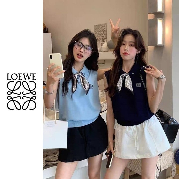 ●8월 판매 13위● LOEWE 로에베 스카프타이 민소매 카라니트