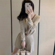 MIUMIU 미우미우 니트 가디건& 플리츠 스커트 세트 3COLOR
