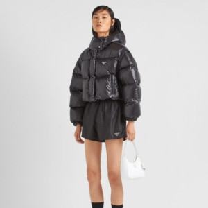 PRADA 프라다 리나일론 구스 숏 패딩