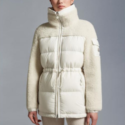 MONCLER 몽클레어 Escaut 숏 다운 자켓