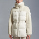 MONCLER 몽클레어 Escaut 숏 다운 자켓