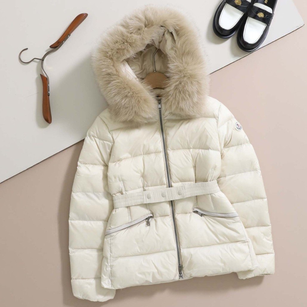 MONCLER 몽클레어 보에드 쇼트 다운 재킷