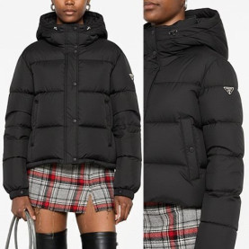 PRADA 프라다 플레이트 후드 패딩