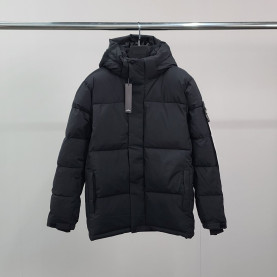 STONE ISLAND 스톤아일랜드 로고와펜 하프 패딩 자켓