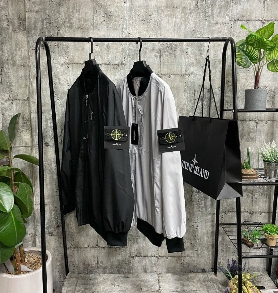 STONE ISLAND 스톤아일랜드 베이직 와펜 블루종