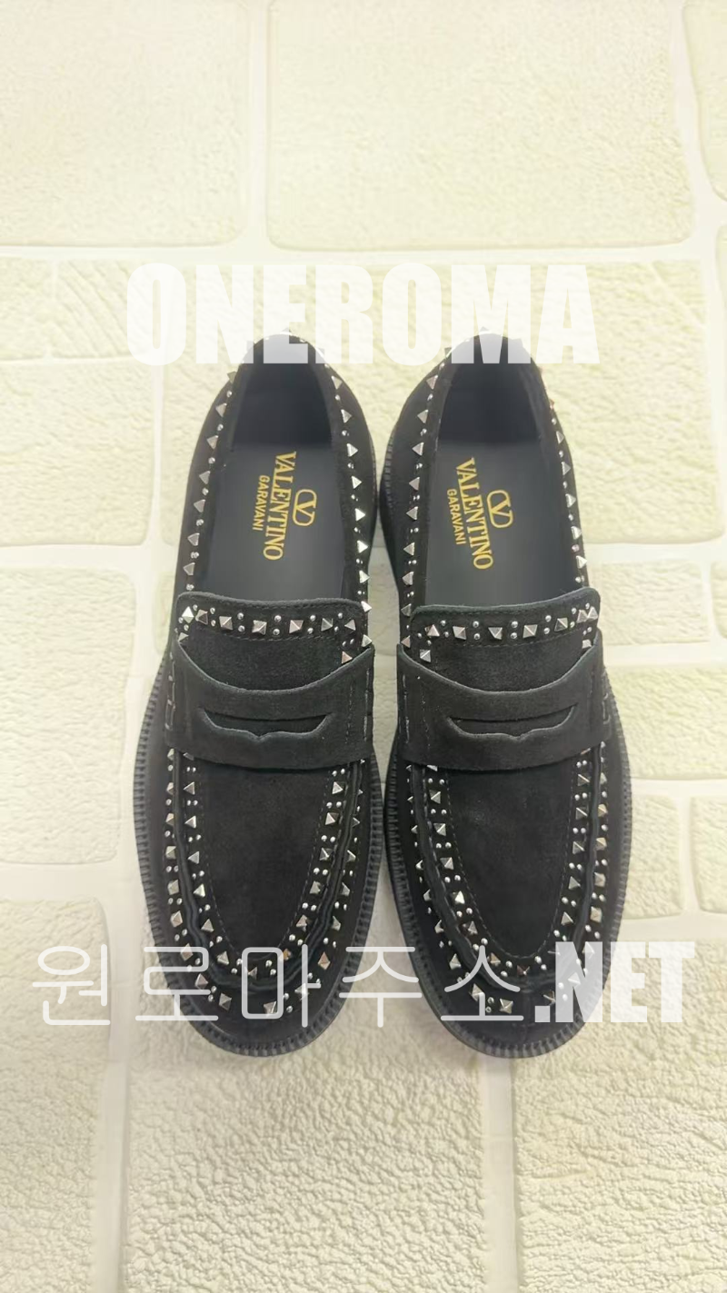 김*현 고객님 발렌티노 젠틀글램 스웨이드 로퍼