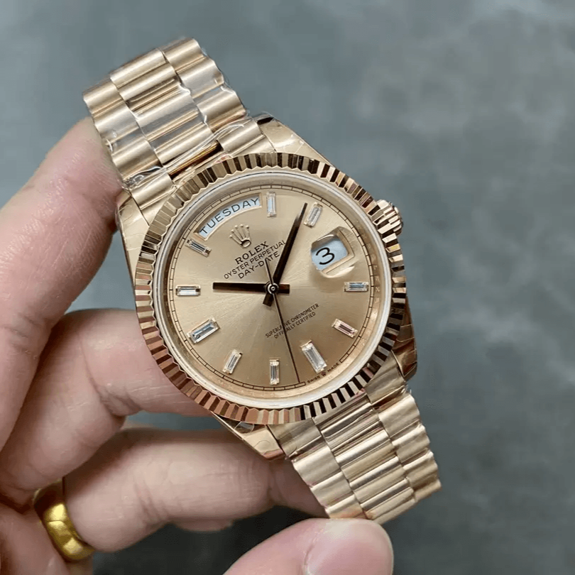 ROLEX 로렉스 데이데이트 로즈골드 다이얼 바게트 다이아 금통 40mm V3(텅스텐 헤비 버전) 228235