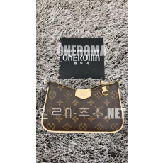 김*식 고객님 루이비통 모노그램 캔버스 이지 파우치