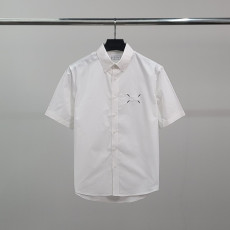 MAISON MARGIELA 메종마르지엘라 로고자수 클래식 반팔 셔츠