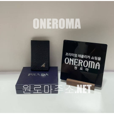 신*수 고객님  프라다 그레인 레더 카드지갑