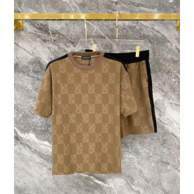 LOUIS VUITTON 루이비통 607120 다미에 모노그램 엠보 자수 반팔&반바지 세트