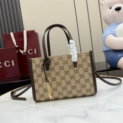 GUCCI 구찌 더블 G 참 스몰 토트백 A006WK