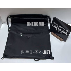 이*수 고객님 프라다 리나일론 드로스트링 백팩