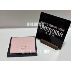 심*진 고객님 프라다 사피아노 레더 반지갑
