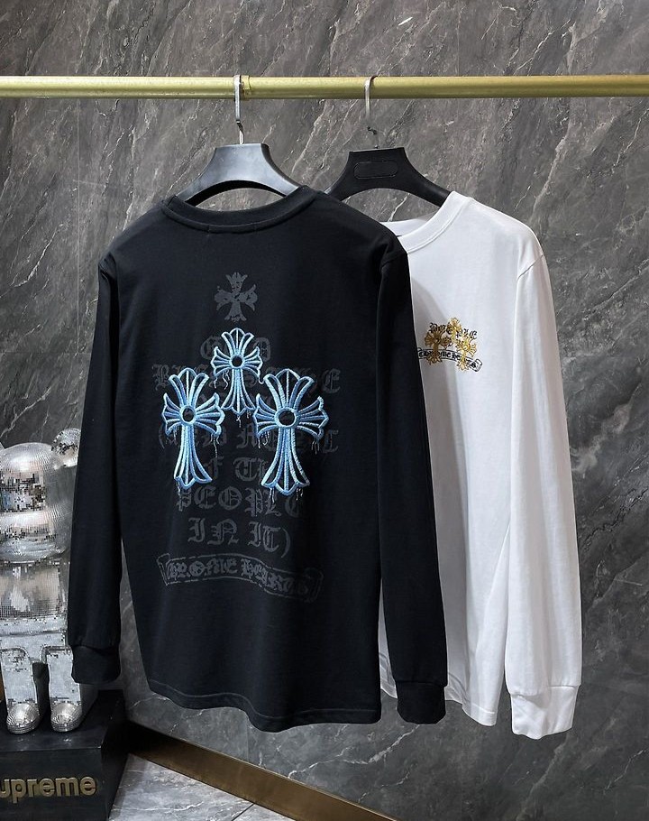 CHROME HEARTS 크롬하츠 7052 고드 블레스 더 월드 세메터리 크로스 롱 슬리브