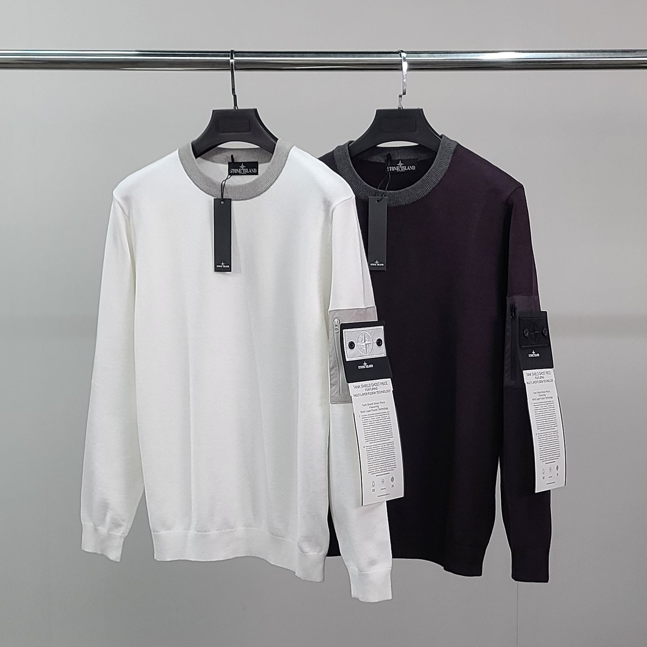 STONE ISLAND 스톤아일랜드 흑백와펜 포켓 울 니트
